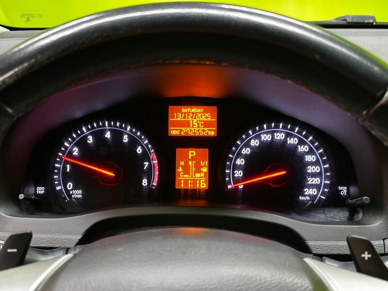 Toyota Avensis vaihtoauto