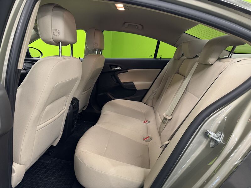 Opel Insignia vaihtoauto