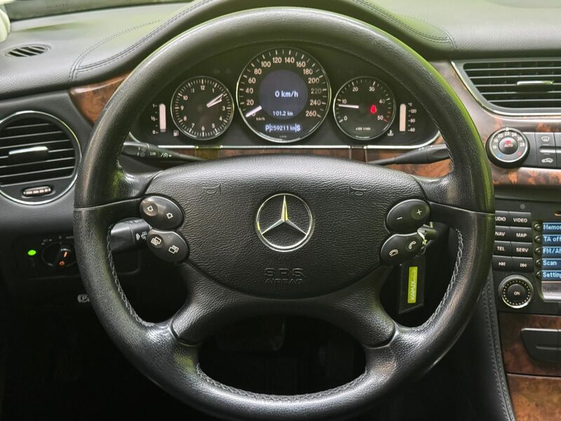 Mercedes-Benz CLS vaihtoauto