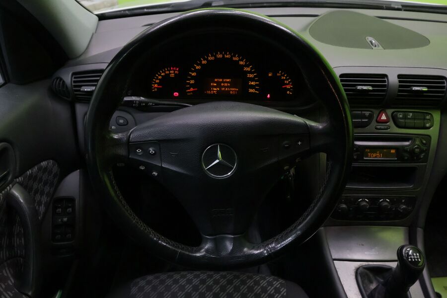 Mercedes-Benz C vaihtoauto