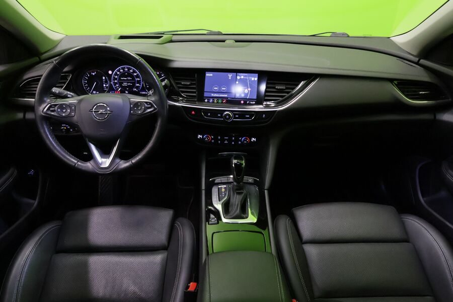 Opel Insignia vaihtoauto