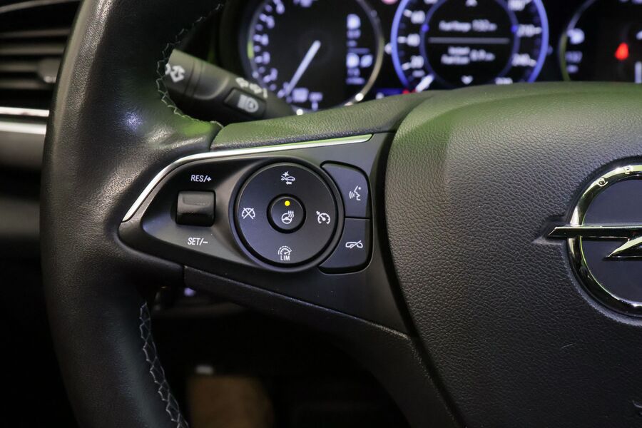 Opel Insignia vaihtoauto