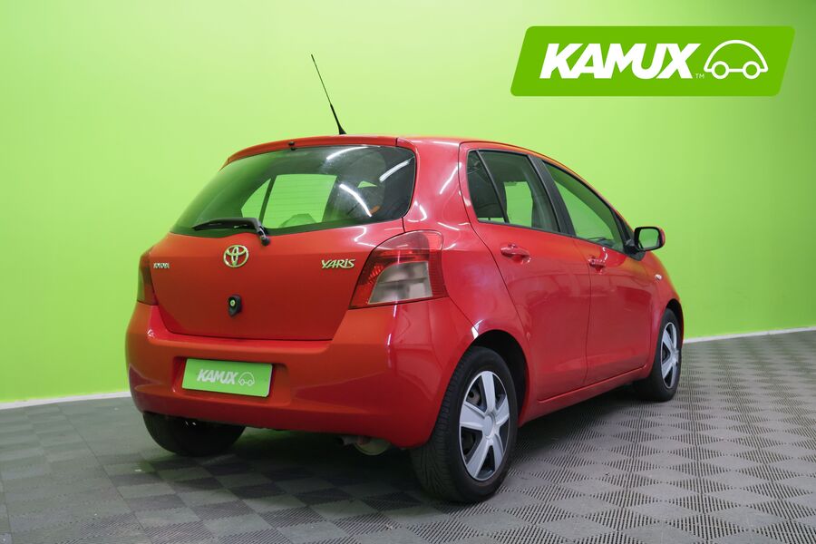 Toyota Yaris vaihtoauto
