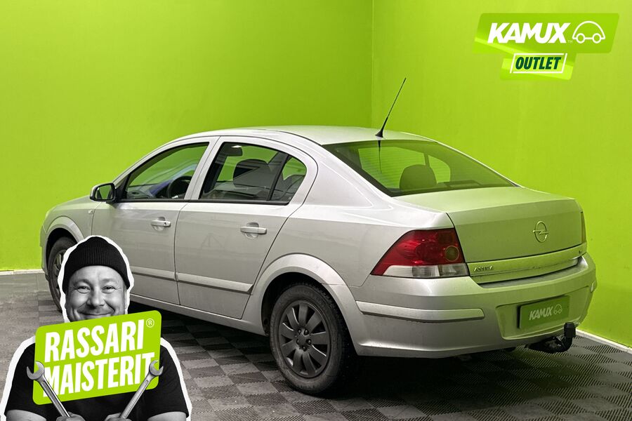 Opel Astra vaihtoauto