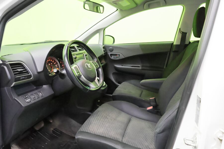 Toyota Verso-S vaihtoauto