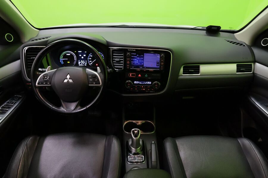 Mitsubishi Outlander vaihtoauto