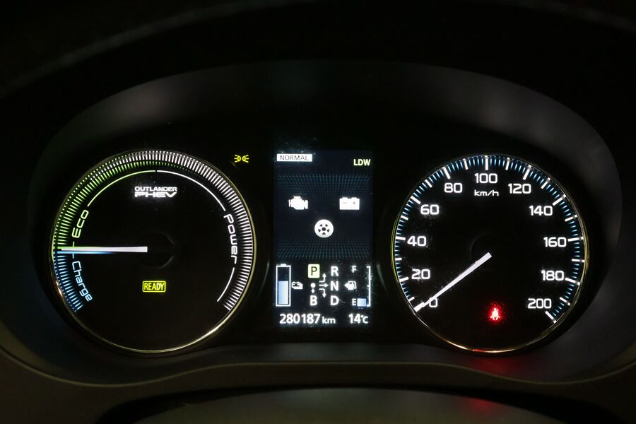 Mitsubishi Outlander vaihtoauto