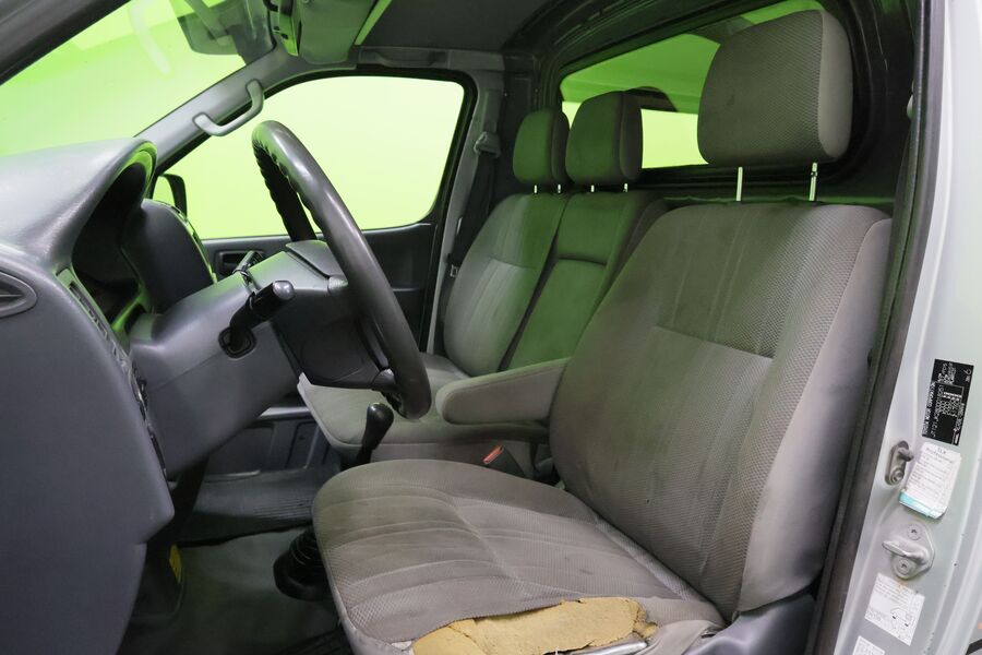 Toyota Hiace vaihtoauto