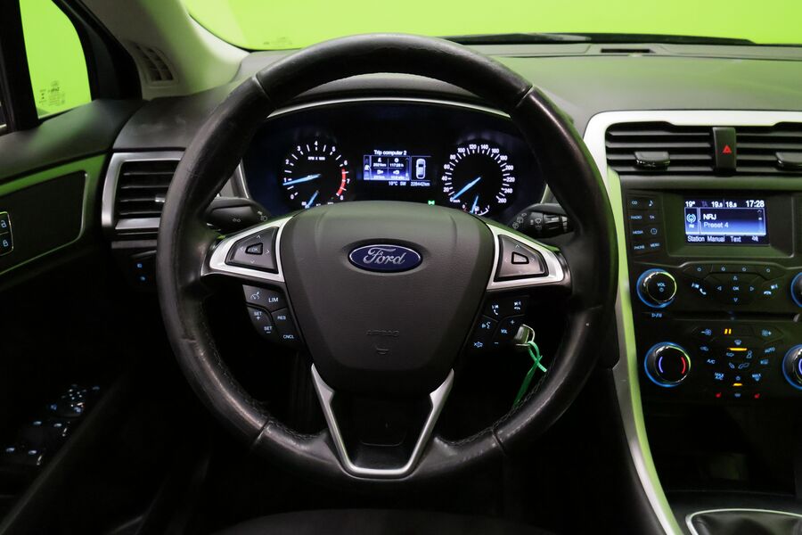 Ford Mondeo vaihtoauto