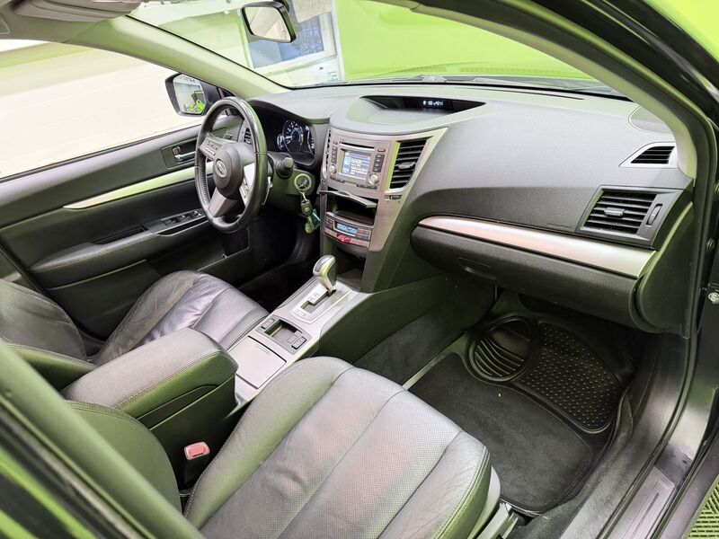 Subaru Outback vaihtoauto