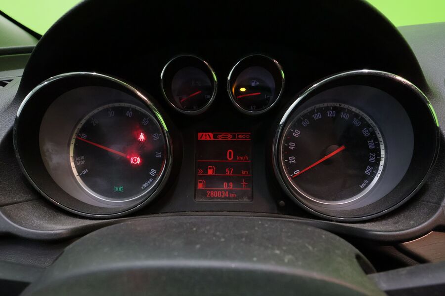 Opel Insignia vaihtoauto