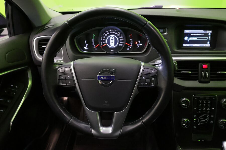 Volvo V40 vaihtoauto