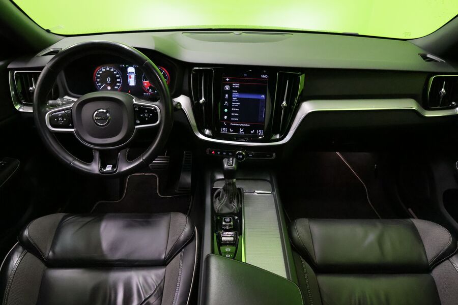 Volvo V60 vaihtoauto