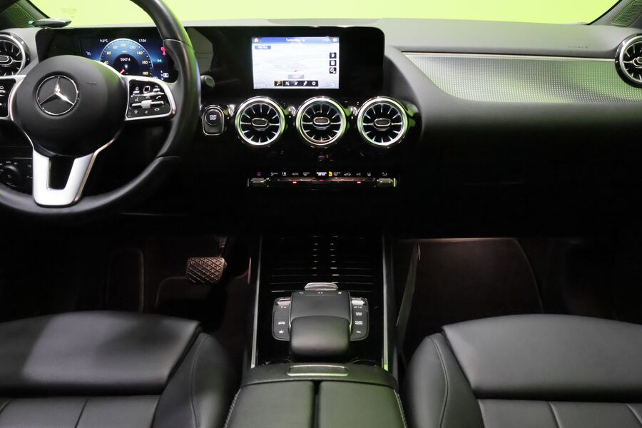 Mercedes-Benz EQA vaihtoauto