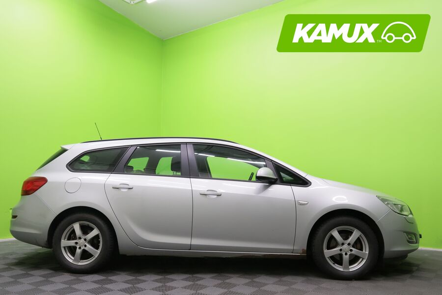 Opel Astra vaihtoauto