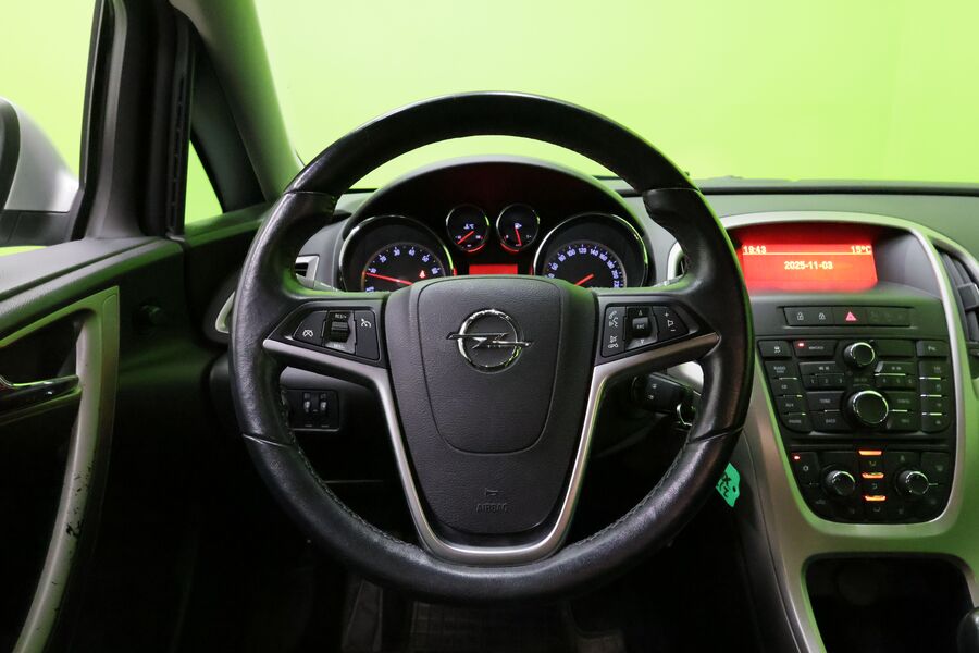 Opel Astra vaihtoauto