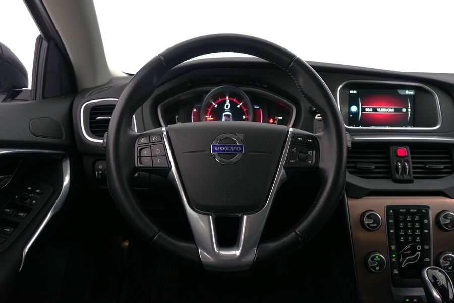 Volvo V40 Cross Country vaihtoauto