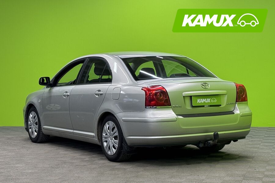 Toyota Avensis vaihtoauto