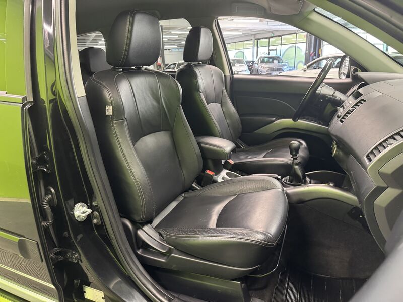 Mitsubishi Outlander vaihtoauto