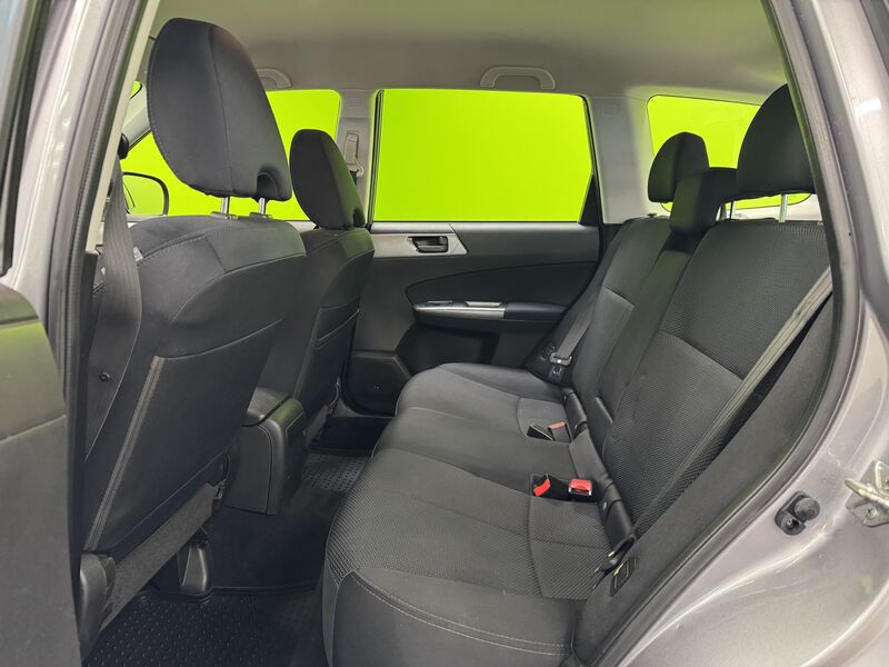 Subaru Forester vaihtoauto