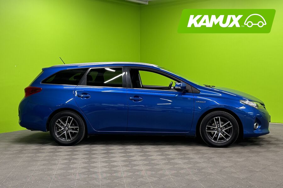 Toyota Auris vaihtoauto