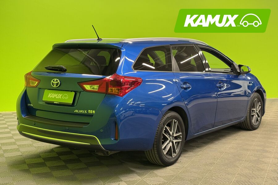 Toyota Auris vaihtoauto