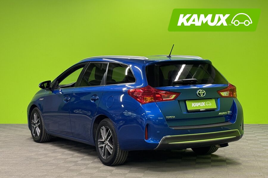 Toyota Auris vaihtoauto
