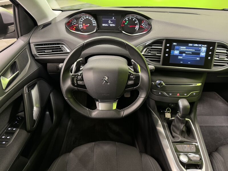 Peugeot 308 vaihtoauto