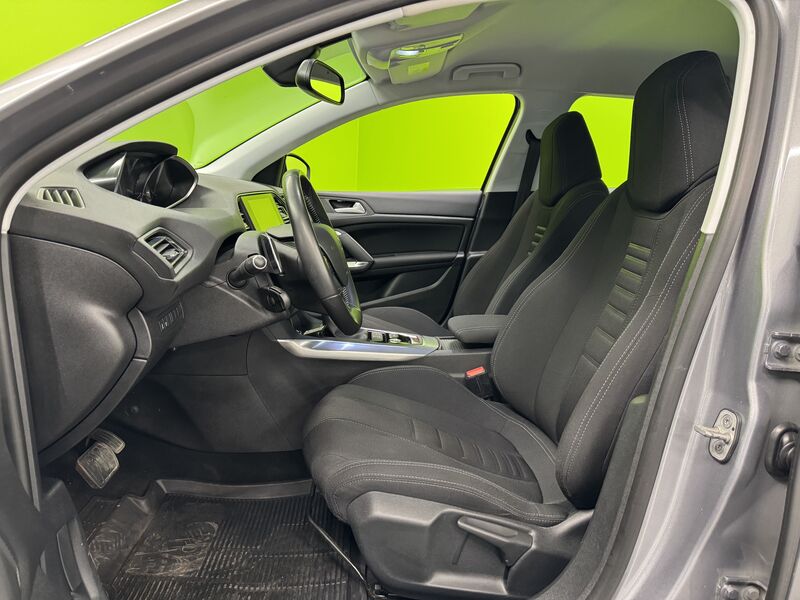 Peugeot 308 vaihtoauto