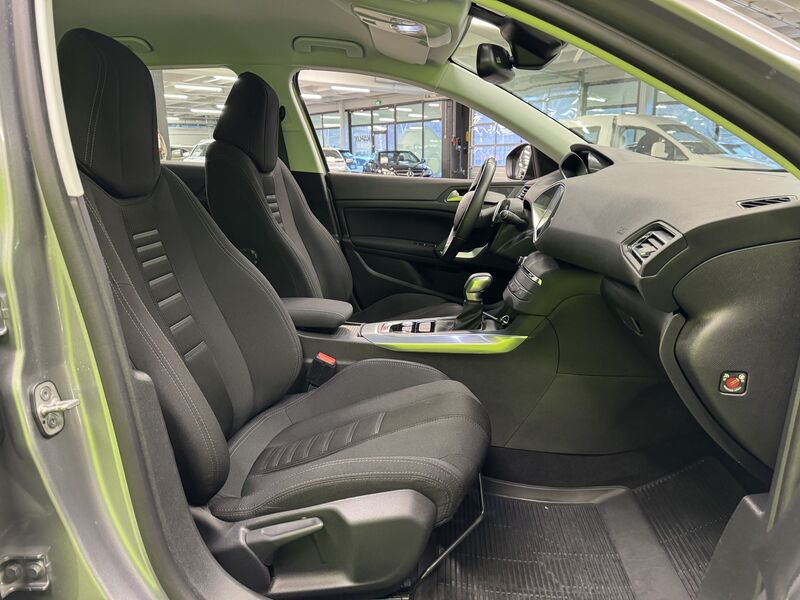 Peugeot 308 vaihtoauto