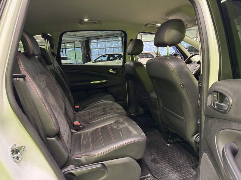 Ford S-MAX vaihtoauto