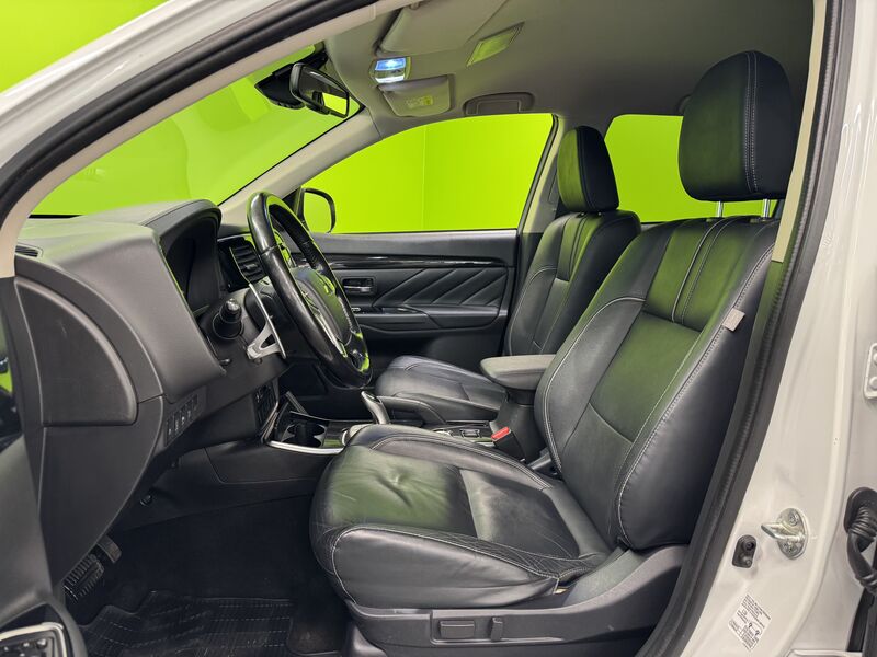 Mitsubishi Outlander PHEV vaihtoauto