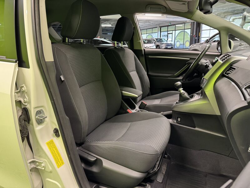 Toyota Verso vaihtoauto