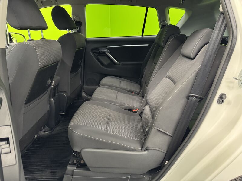 Toyota Verso vaihtoauto