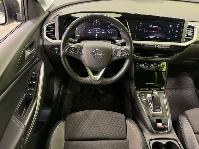 Opel Grandland vaihtoauto