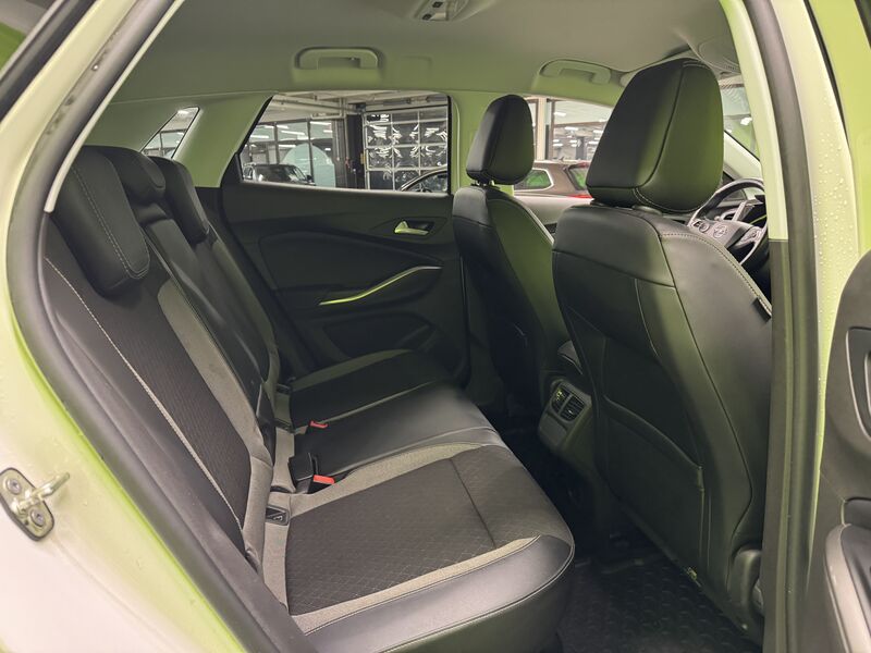 Opel Grandland vaihtoauto