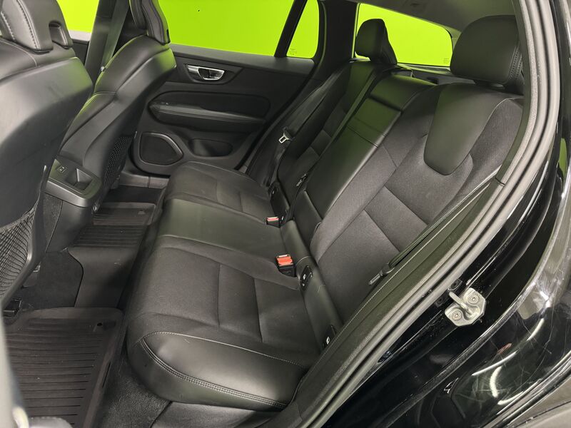 Volvo V60 Cross Country vaihtoauto