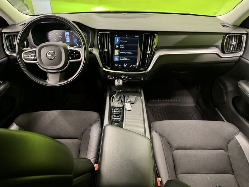 Volvo V60 Cross Country vaihtoauto