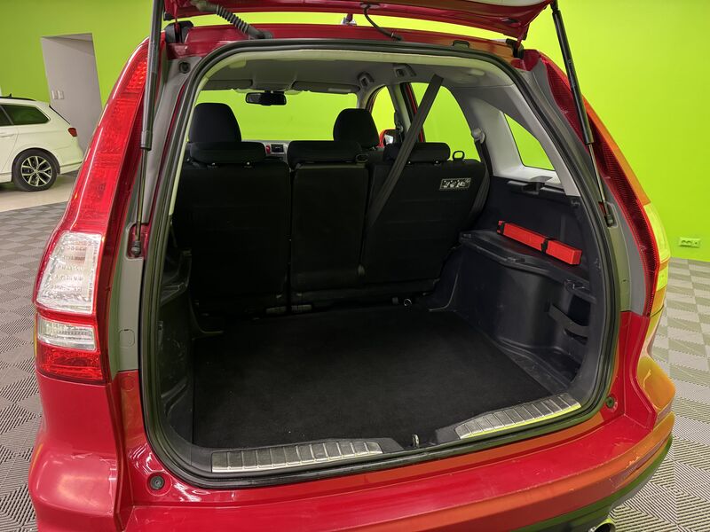 Honda CR-V vaihtoauto