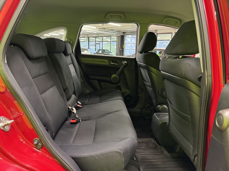 Honda CR-V vaihtoauto