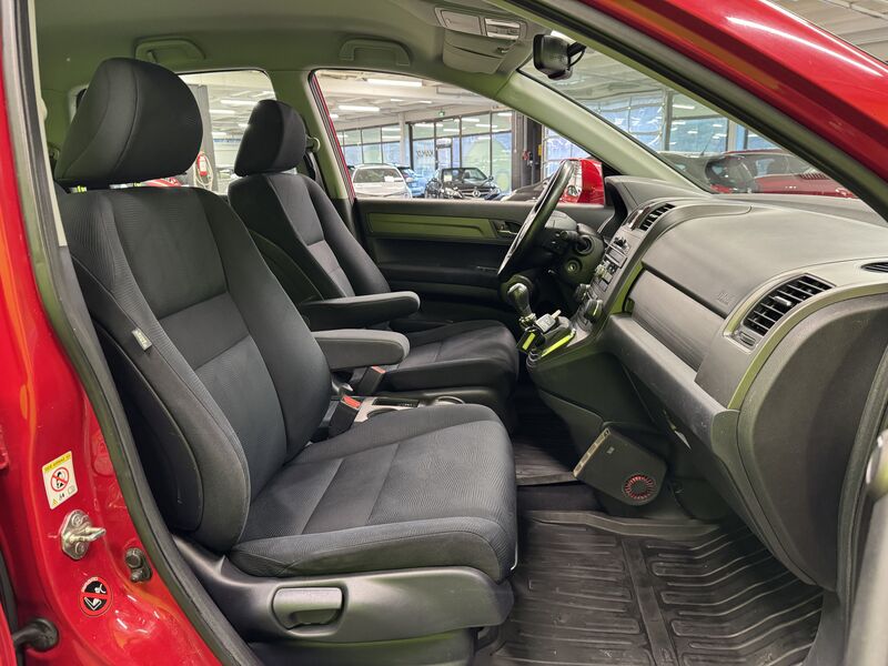 Honda CR-V vaihtoauto