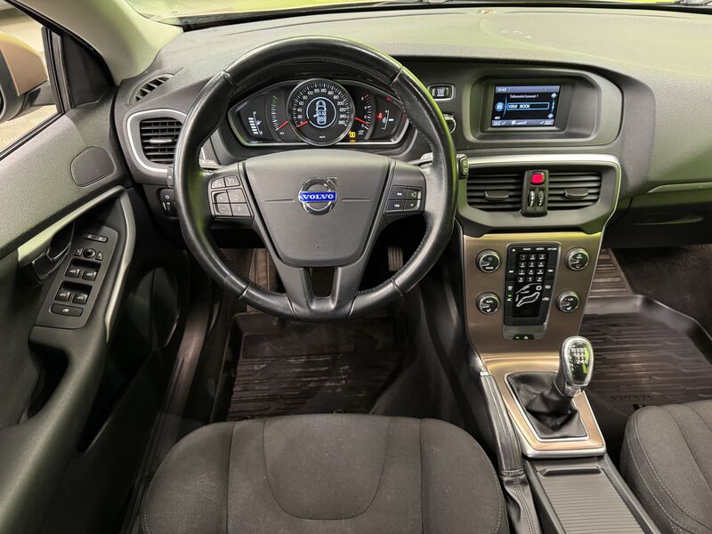 Volvo V40 vaihtoauto