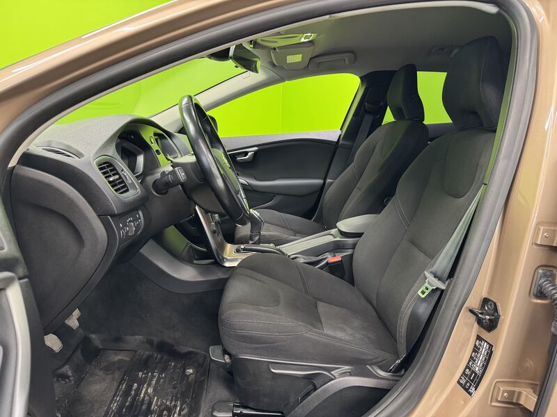 Volvo V40 vaihtoauto