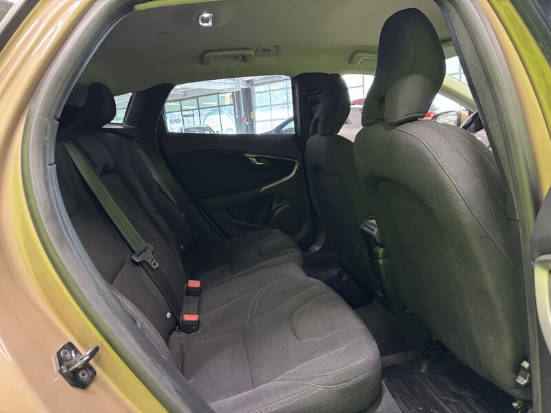 Volvo V40 vaihtoauto