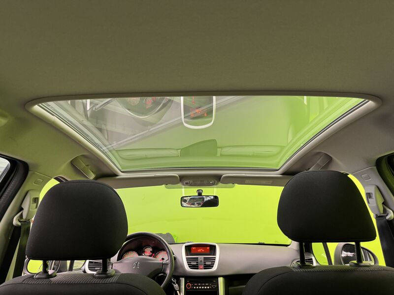 Peugeot 207 vaihtoauto