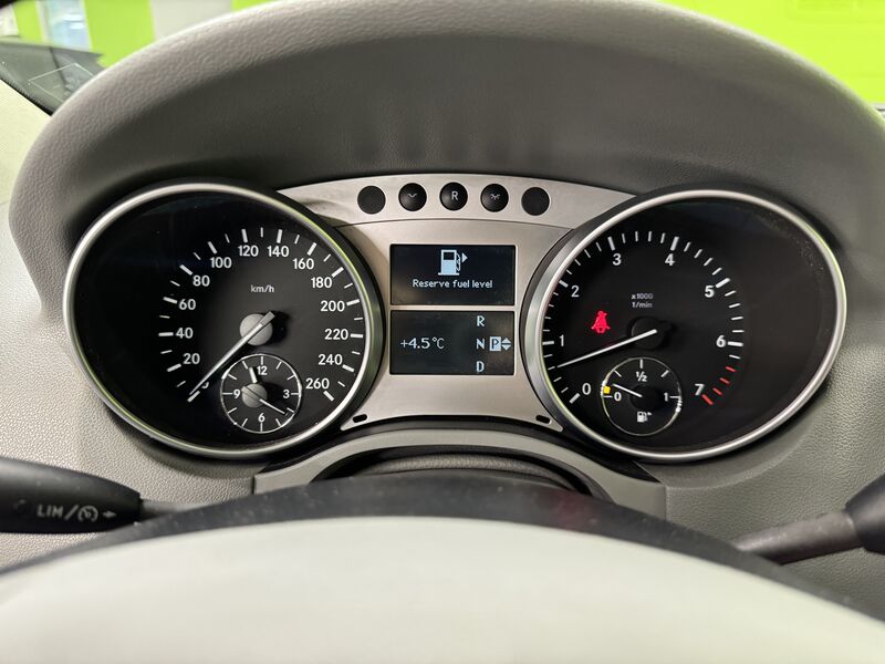 Mercedes-Benz ML vaihtoauto