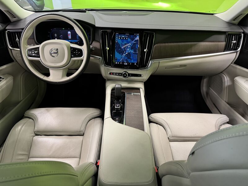 Volvo V90 Cross Country vaihtoauto