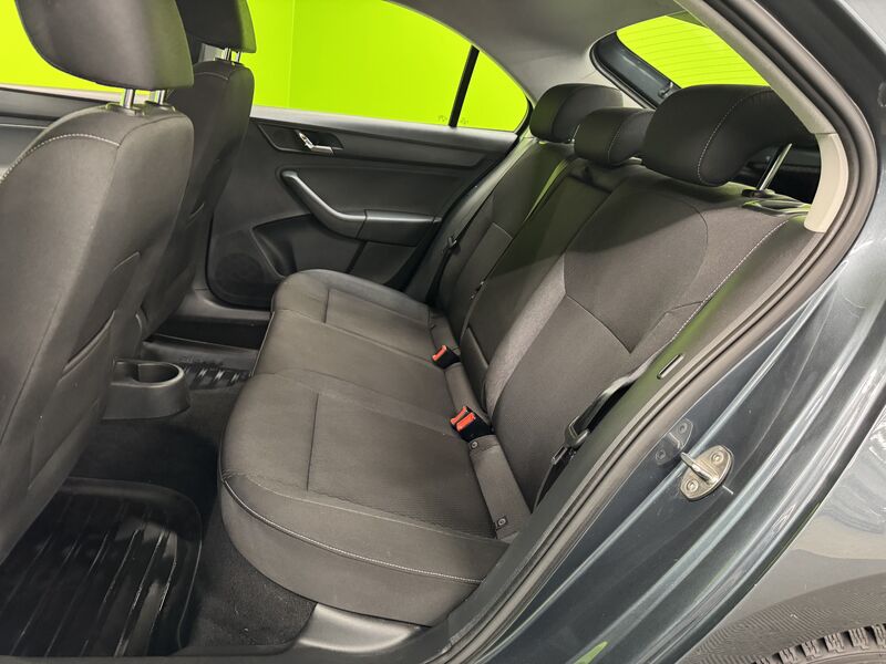 Skoda Rapid vaihtoauto