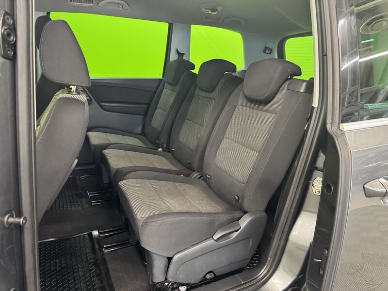 Volkswagen Sharan vaihtoauto