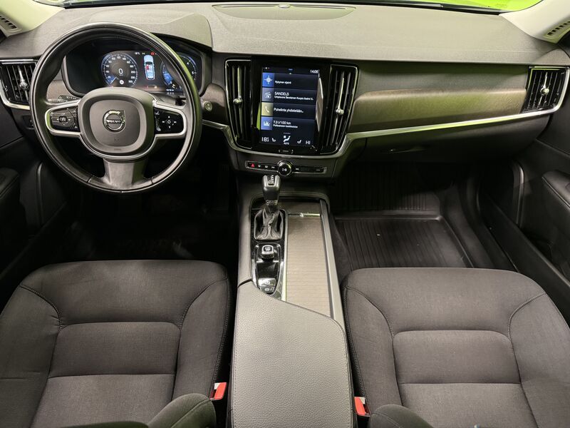 Volvo V90 Cross Country vaihtoauto
